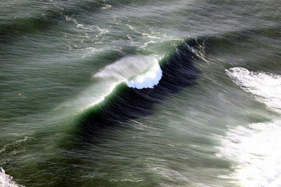 Image oregonwaves.jpg