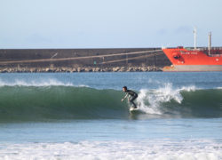 Image surfingporto.jpg