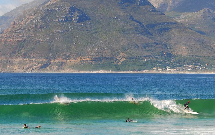 Image surfingmuizenberg.jpg