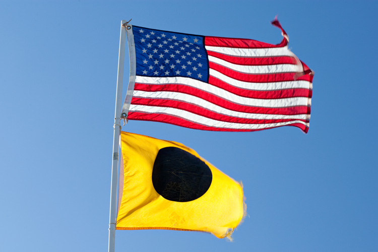 Image blackballbeachflag.jpg