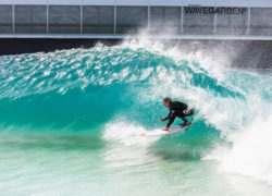 Image wavegarden-surfer.jpg