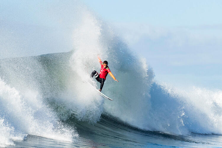 Image filipe-toledo-bells-beach.jpg