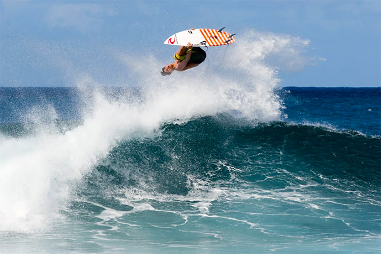 Image backflip-surfing.jpg